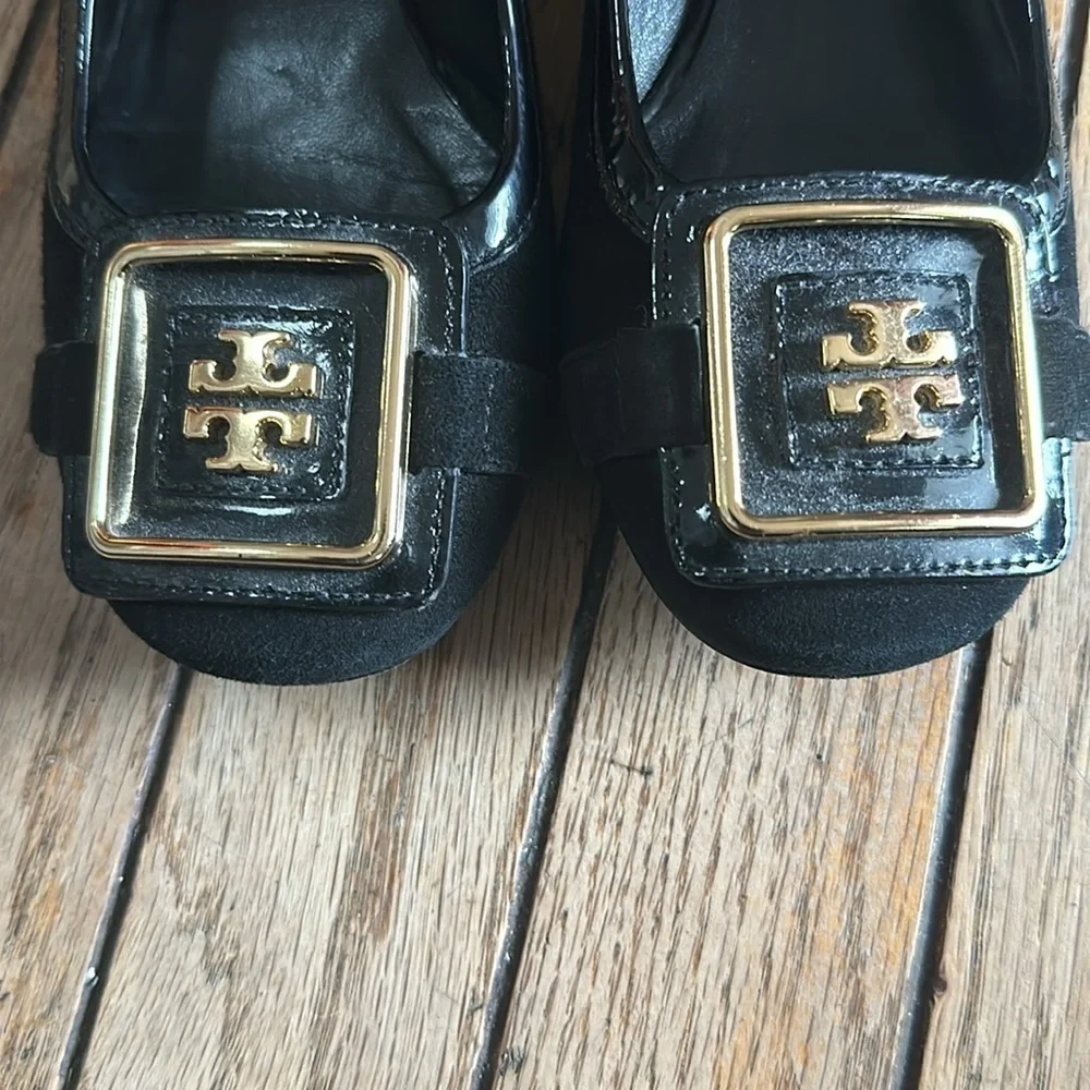Tory Burch Julian Suede Chunky Block Heel Pumps in Black Size 6